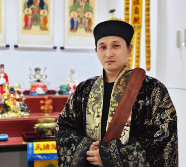 Taoist Priest.webp__PID:3bd3e278-6fa6-4181-938f-1a984efcacea